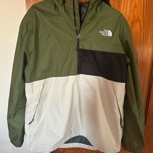 The North Face Men's Green and Black Quarter Zip Windbreaker